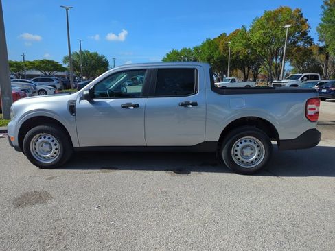 Used 2023 Ford Maverick XL image 5