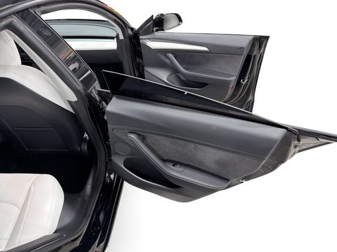 Certified 2023 Tesla Model 3 Standard Range RWD image 12