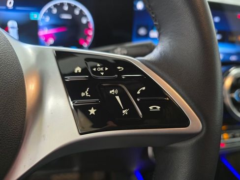 Certified 2025 Mercedes-Benz GLB 250 4MATIC image 34