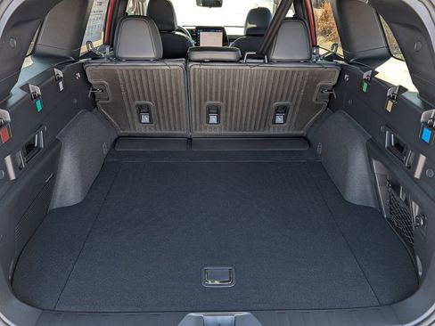 New 2026 Subaru Outback Touring XT AWD/4WD image 13