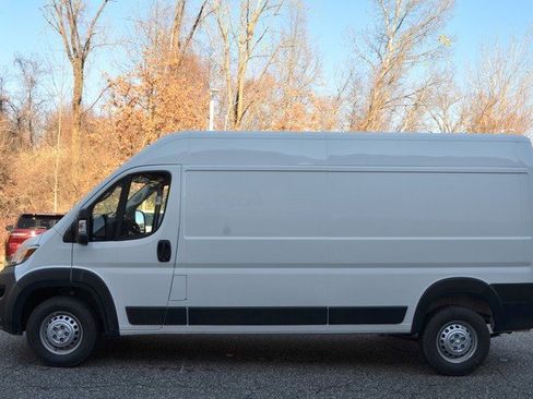 New 2026 RAM ProMaster 2500 w/ Premium Convenience Group image 5