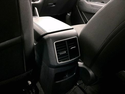 Used 2023 Kia Sportage LX image 30