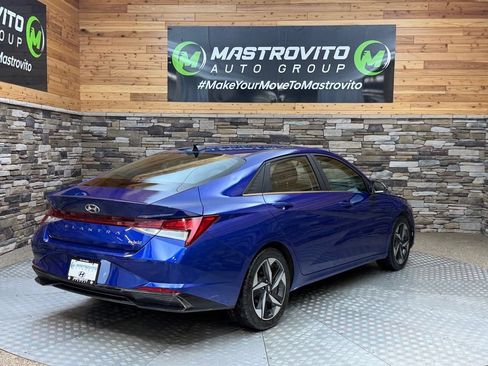 Used 2023 Hyundai Elantra Limited w/ Cargo Package FWD image 34