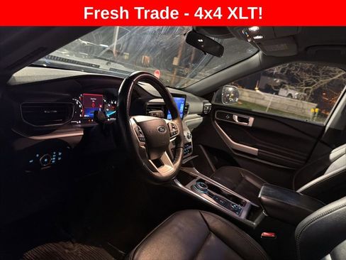 Used 2023 Ford Explorer XLT w/ Equipment Group 202A image 8