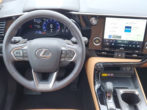 Certified 2025 Lexus NX 250 FWD w/ Premium Package image 33