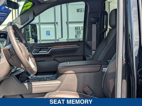 Used 2025 GMC Sierra 2500 Denali w/ Denali Reserve Package image 20