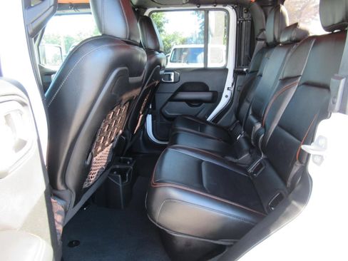Used 2022 Jeep Gladiator Mojave w/ Trailer Tow Package AWD/4WD image 37