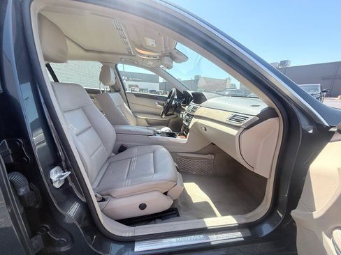 Used 2014 Mercedes-Benz E 350 4MATIC Sedan image 11