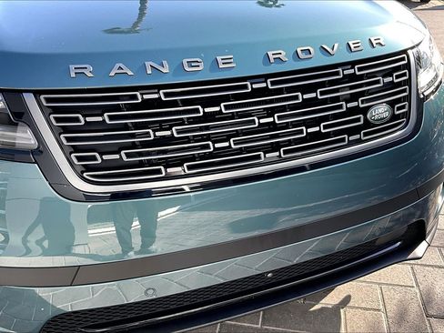 Used 2026 Land Rover Range Rover Velar S AWD/4WD image 30