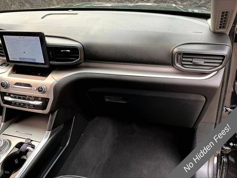 Used 2021 Ford Explorer XLT w/ Equipment Group 202A AWD/4WD image 14