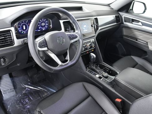 Used 2023 Volkswagen Atlas Cross Sport SEL image 19