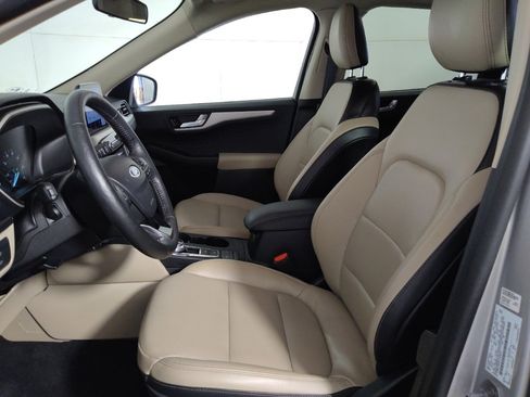 Used 2020 Ford Escape SEL image 17