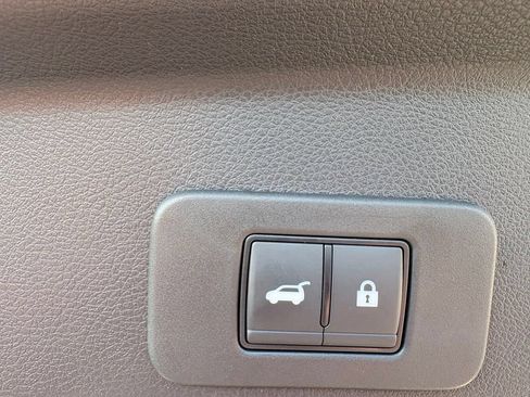 Used 2025 Nissan Murano SL w/ Cargo Package AWD/4WD image 15