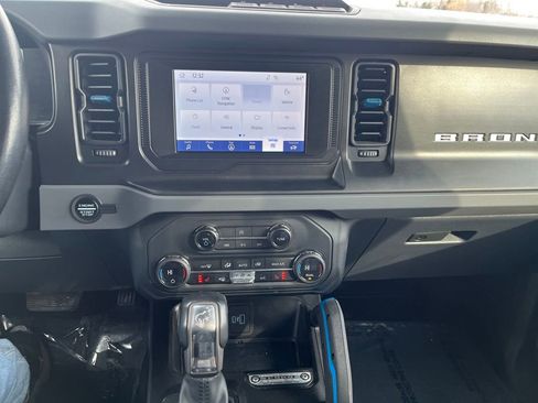 Used 2023 Ford Bronco Black Diamond image 34