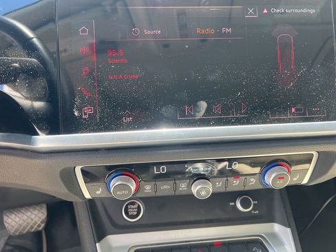 Used 2021 Audi Q3 2.0T Premium Plus image 6