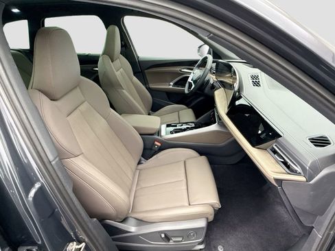 Used 2025 Audi Q5 Premium Plus w/ Premium Plus AWD/4WD image 20