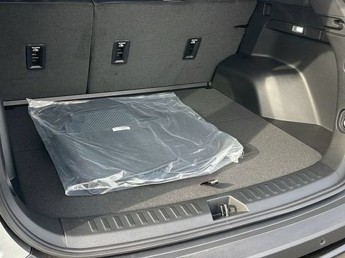 New 2027 GMC Terrain Elevation w/ Elevation Premium Package FWD image 26