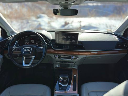 Used 2022 Audi Q5 2.0T Premium Plus w/ Premium Plus Package image 10