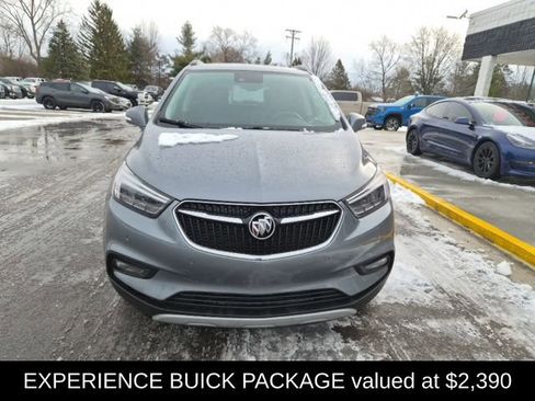 Used 2020 Buick Encore Essence w/ Experience Buick Package image 2