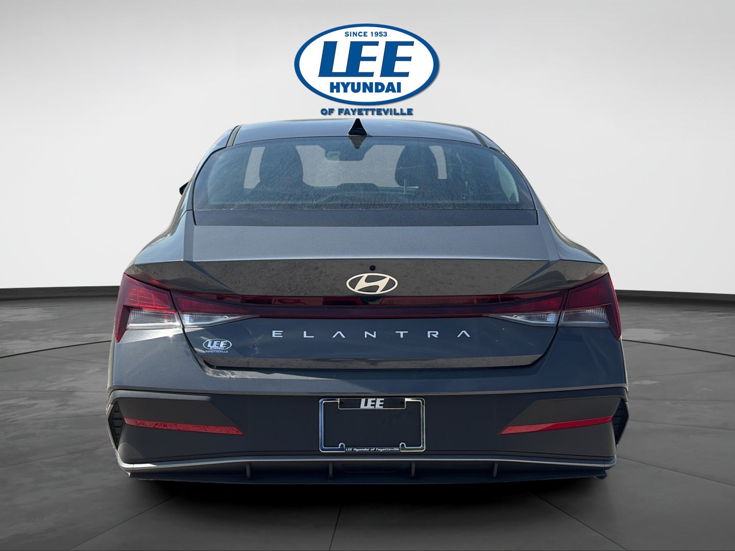 Certified 2026 Hyundai Elantra SE FWD image 4