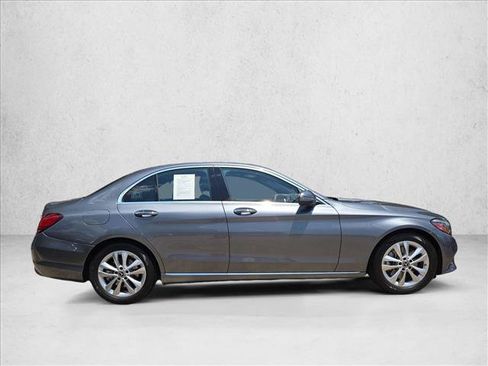 Used 2019 Mercedes-Benz C 300 Sedan image 4