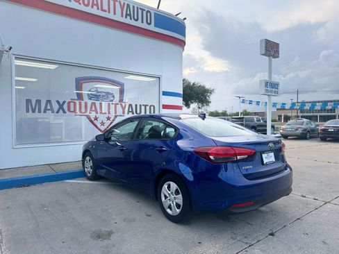 Used 2017 Kia Forte LX FWD image 33