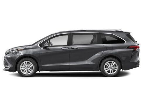 Used 2024 Toyota Sienna Limited image 3
