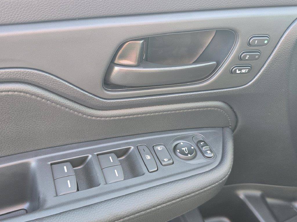 New 2027 Honda Odyssey EX-L image 17