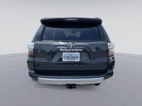 Used 2024 Toyota 4Runner TRD Off-Road AWD/4WD image 8