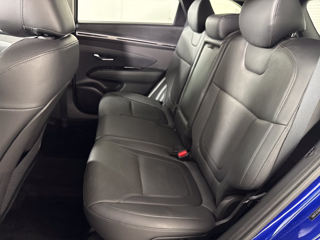 Used 2022 Hyundai Tucson Limited w/ Cargo Package FWD image 13