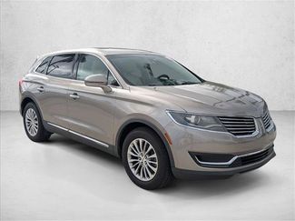 Used 2018 Lincoln MKX Select w/ Select Plus Package video 3