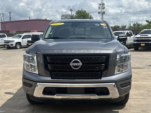 Used 2023 Nissan Titan SV w/ SV Convenience Package image 7