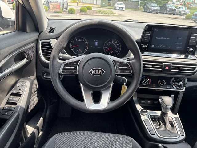 Used 2021 Kia Seltos LX AWD/4WD image 13