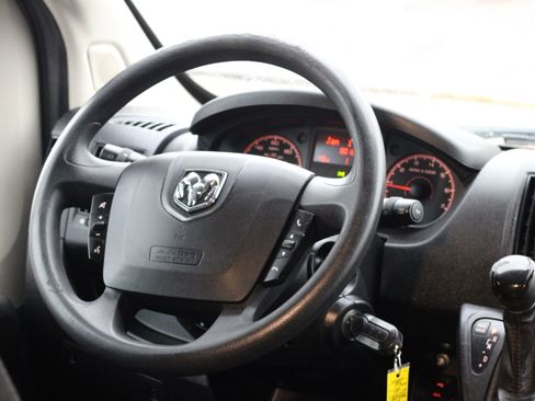 Used 2018 RAM ProMaster 2500 image 14