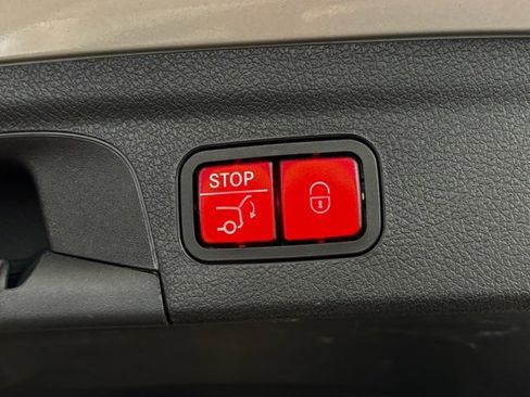 Used 2021 Mercedes-Benz GLE 350 image 39