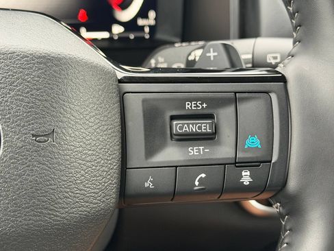 Certified 2026 Nissan Rogue SL FWD image 20