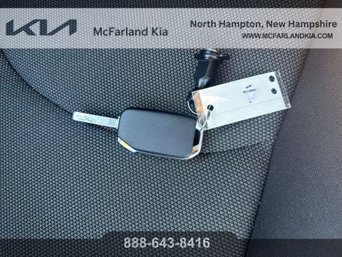 Used 2024 Kia Forte LXS image 31