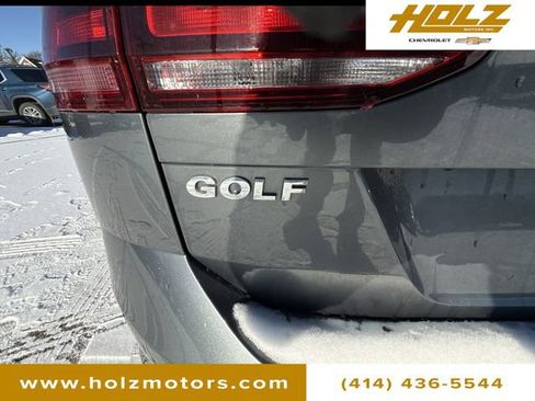 Used 2016 Volkswagen Golf Limited Edition image 32