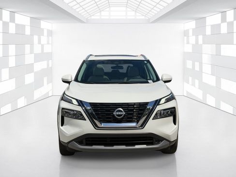 Certified 2023 Nissan Rogue SV w/ SV Premium B Package FWD image 2