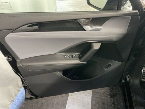 New 2026 Volkswagen Tiguan SE R-Line image 15