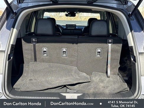 Used 2025 Honda Pilot EX-L image 8