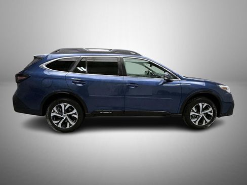 Used 2022 Subaru Outback Limited image 4