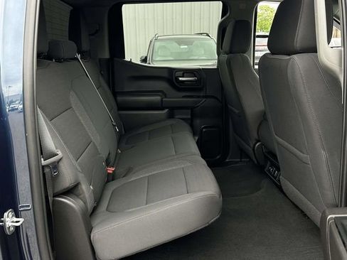 Used 2022 Chevrolet Silverado 1500 LT AWD/4WD image 21