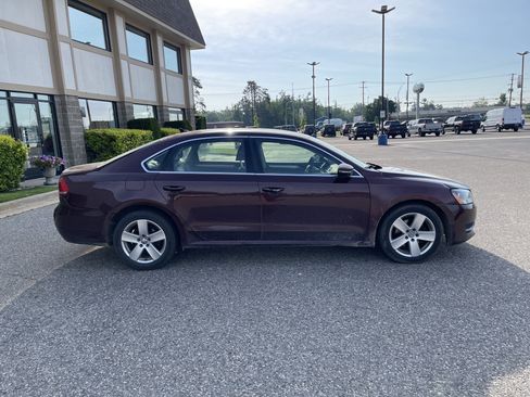 Used 2012 Volkswagen Passat 2.5 SE FWD image 3