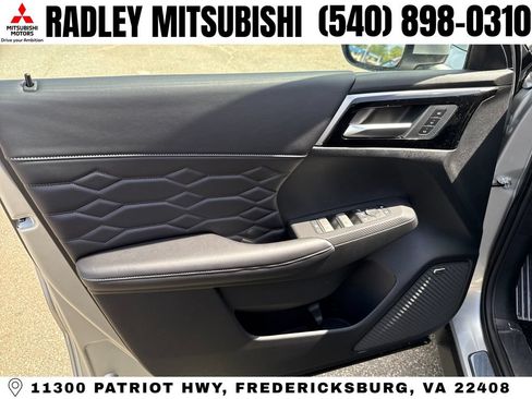 New 2026 Mitsubishi Outlander SEL AWD/4WD image 5