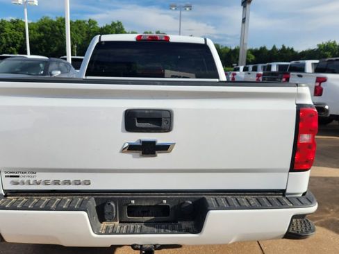 Used 2017 Chevrolet Silverado 1500 Custom w/ Custom Convenience Package AWD/4WD image 7