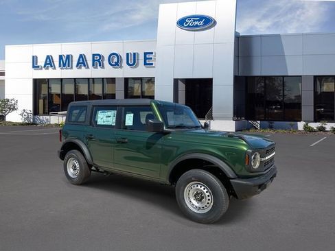 New 2025 Ford Bronco 4-Door image 1