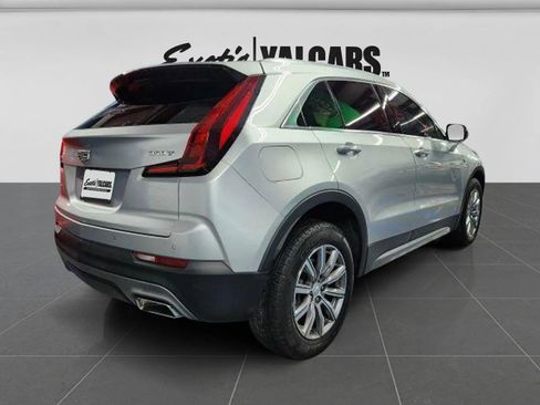 Used 2022 Cadillac XT4 Premium Luxury w/ Safety Alert Package image 3