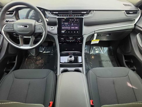 New 2026 Jeep Grand Cherokee Laredo X AWD/4WD image 21