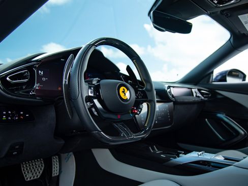 Certified 2025 Ferrari 12Cilindri image 24